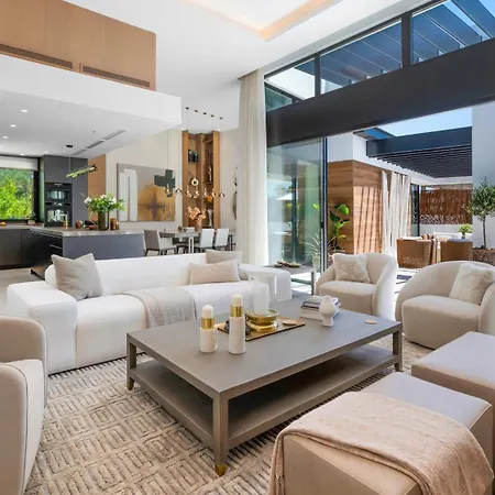 Vacation I Thyma, Brand-new Villa, Swimming-pool, Cinema And Bar, Minutes From The Marina And The Marbella